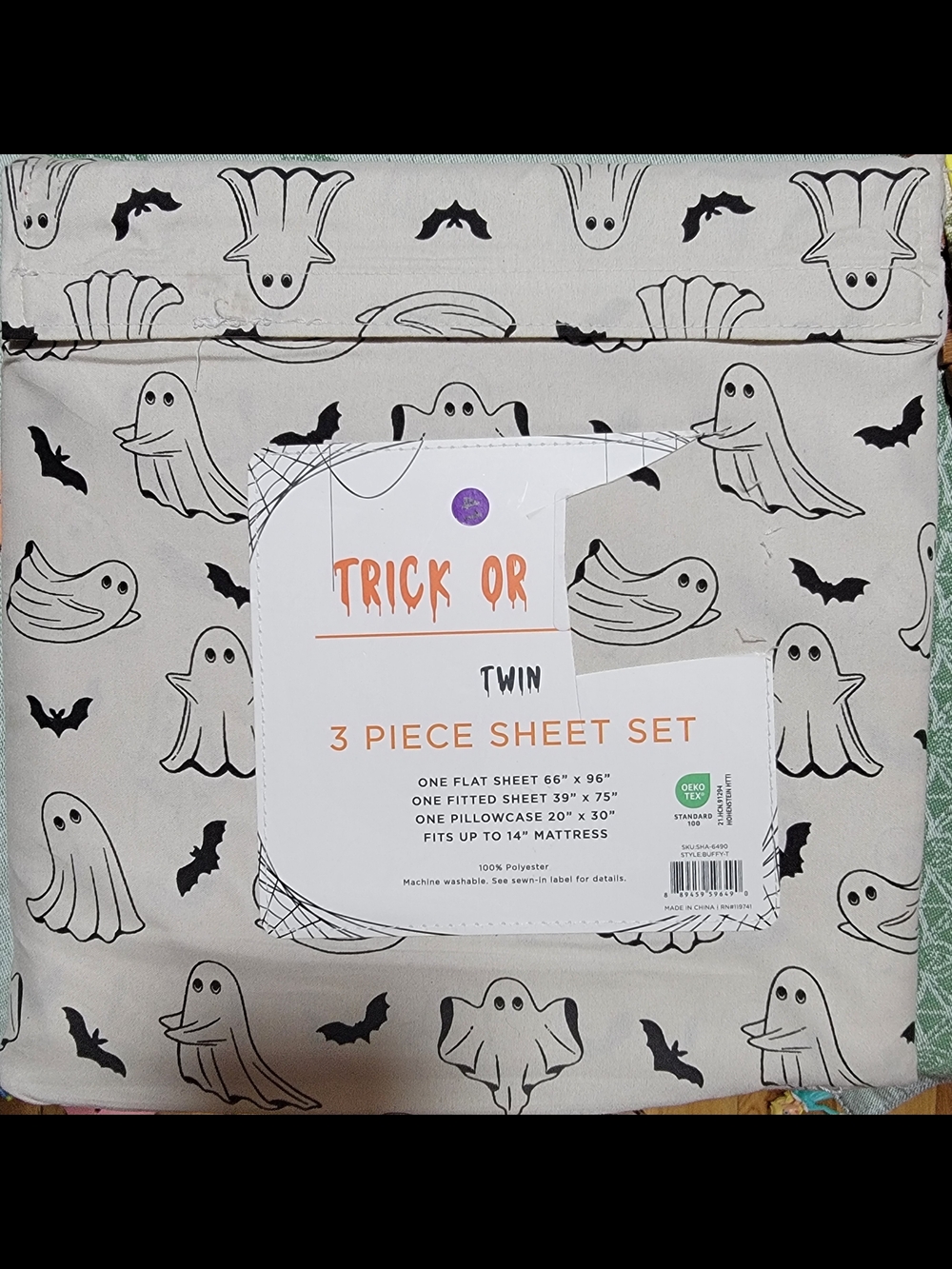 Adorable Trick Or Treat Ghost Twin 3-Piece Sheet Set - White & Black